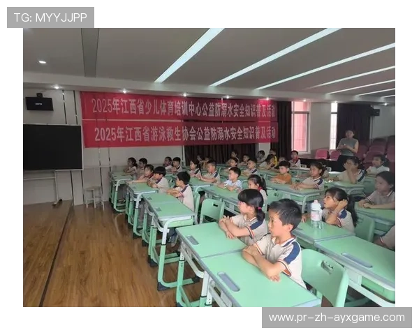 游泳队与救生协会共同开展防溺水能力普及活动,游泳救生培训 游泳队与救生协会共同开展防溺水能力普及活动,游泳救生培训